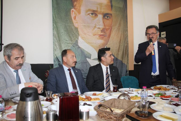 Doğu, “Mevcut milletvekilleri aday olursa 2 milletvekili çıkarırız”